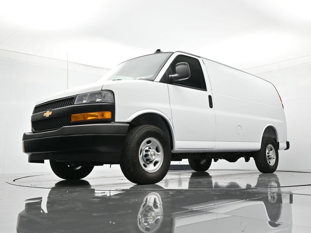 2025 Chevrolet Express Cargo Work Van - Photo 30