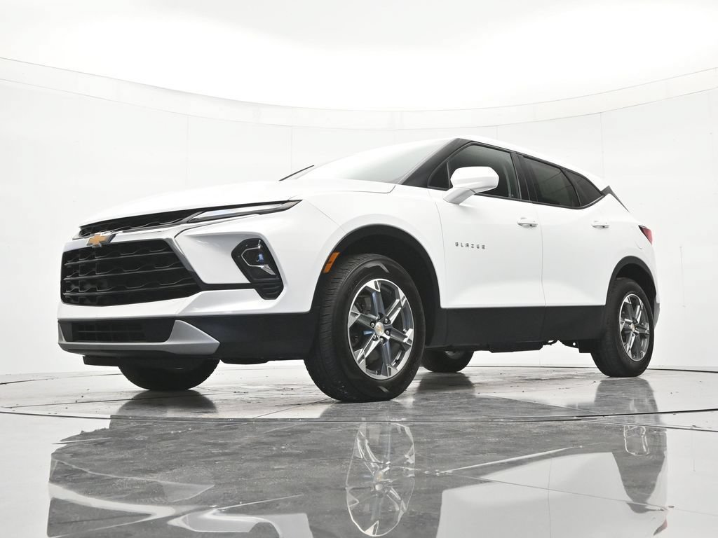 2025 Chevrolet Blazer 2LT - Photo 36