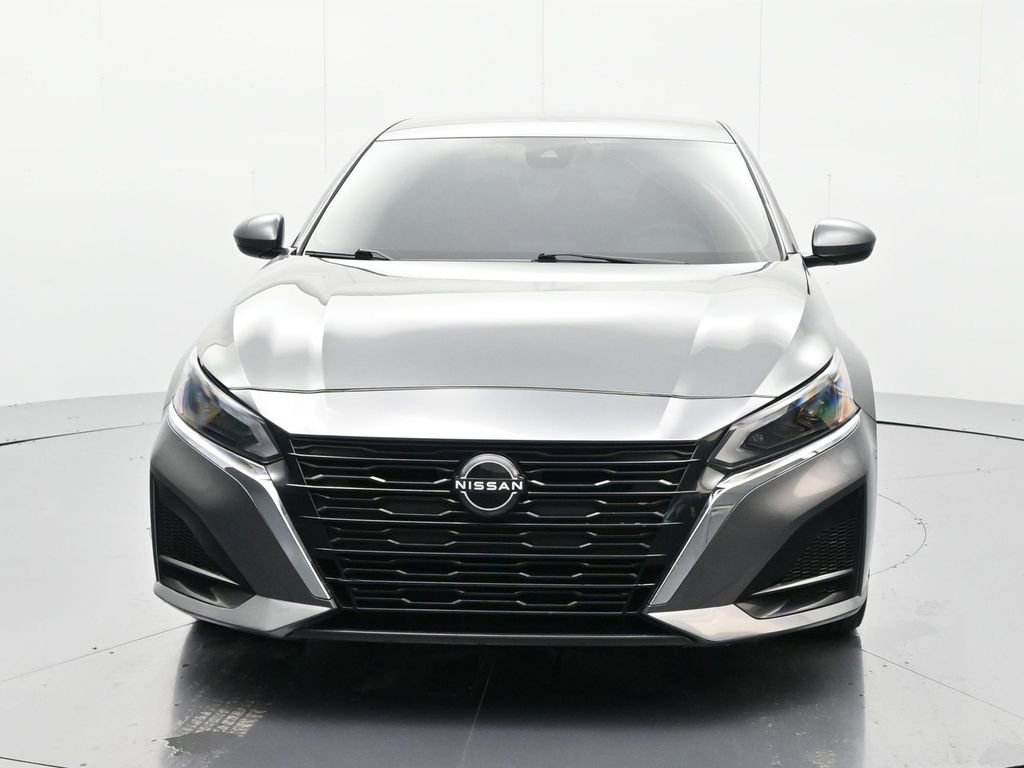 Used 2023 Nissan Altima SV with VIN 1N4BL4DV2PN377767 for sale in Palatka, FL