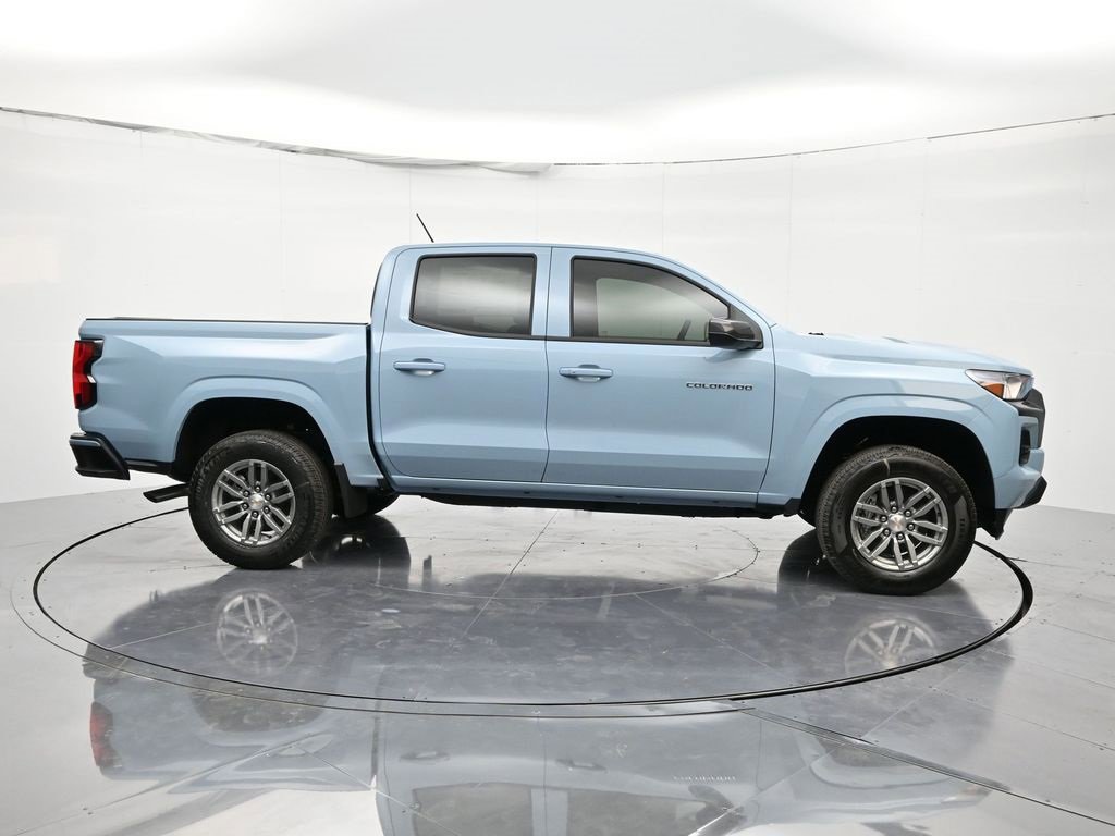 2026 Chevrolet Colorado LT photo 4