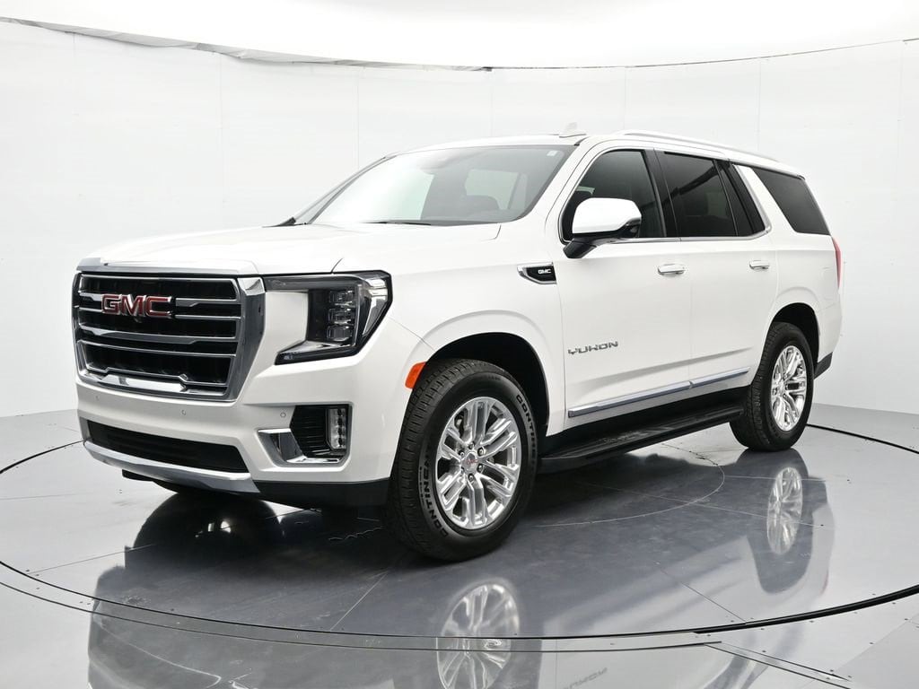 2024 GMC Yukon SLT's photo
