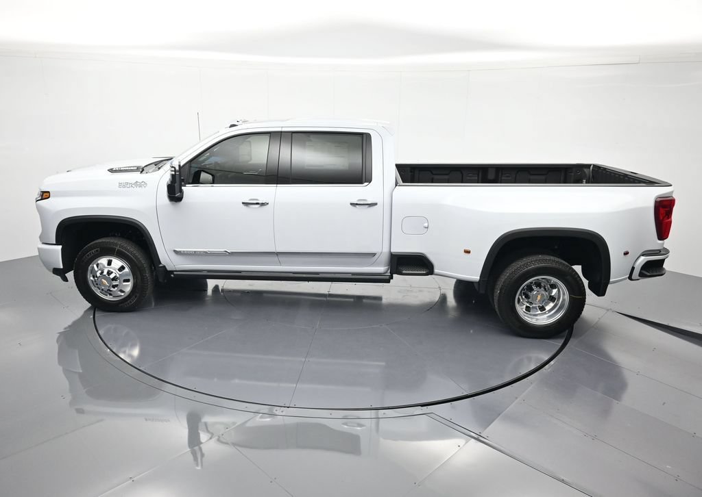 2026 Chevrolet Silverado 3500 HD High Country - Photo 38