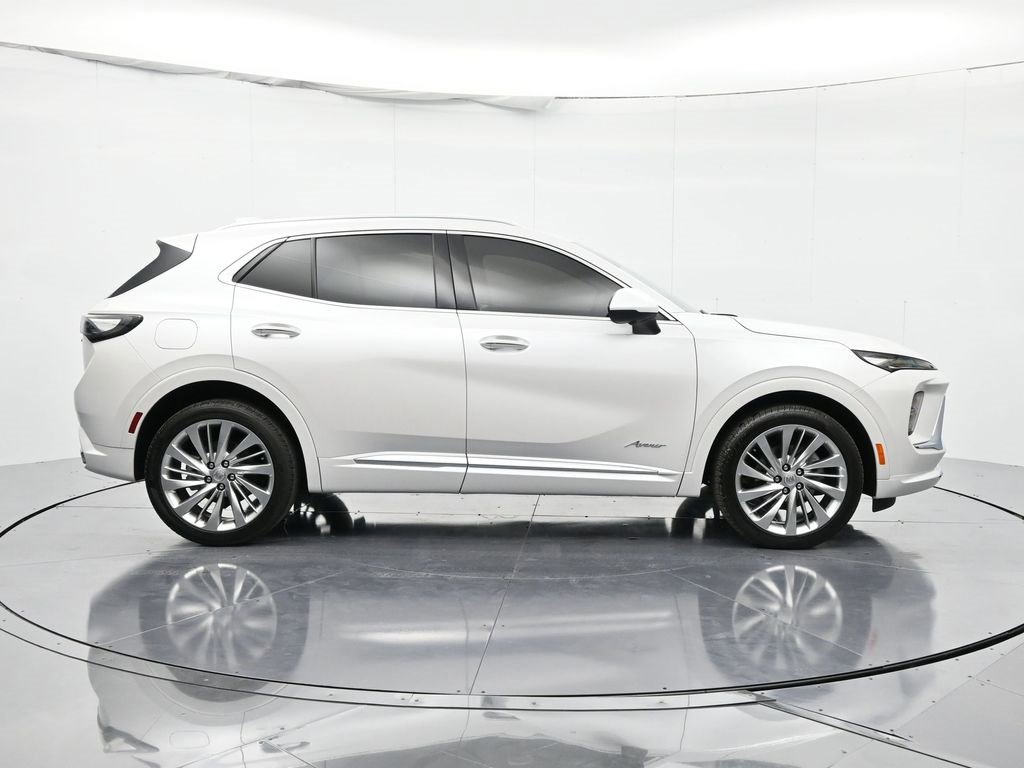 2024 Buick Envision Avenir photo 3