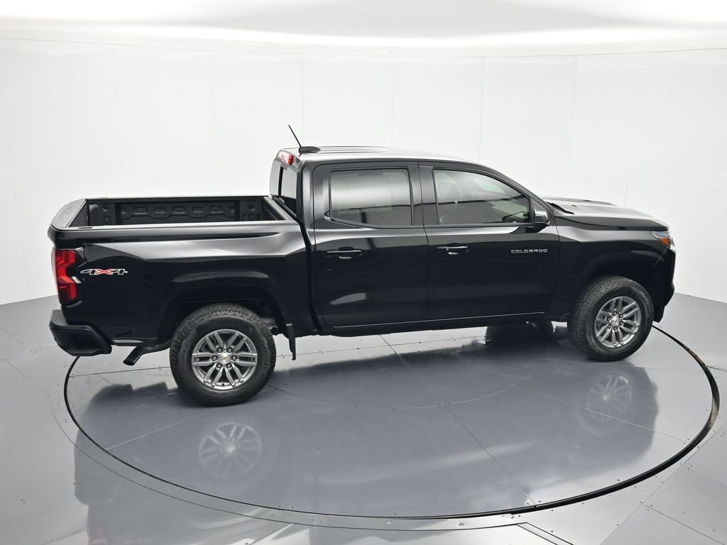 2026 Chevrolet Colorado LT - Photo 31