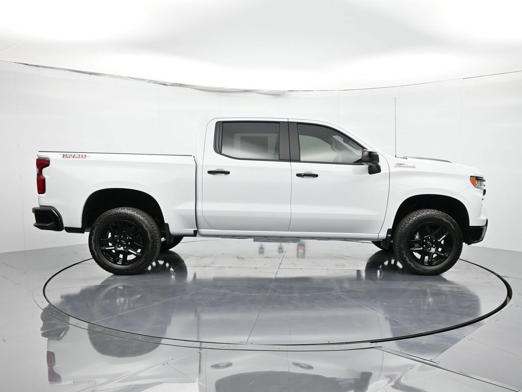 2026 Chevrolet Silverado 1500 LT Trail Boss photo 4