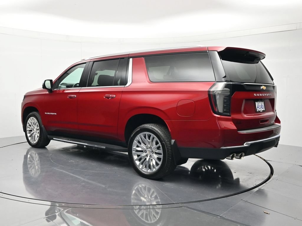2026 Chevrolet Suburban Premier - Photo 7