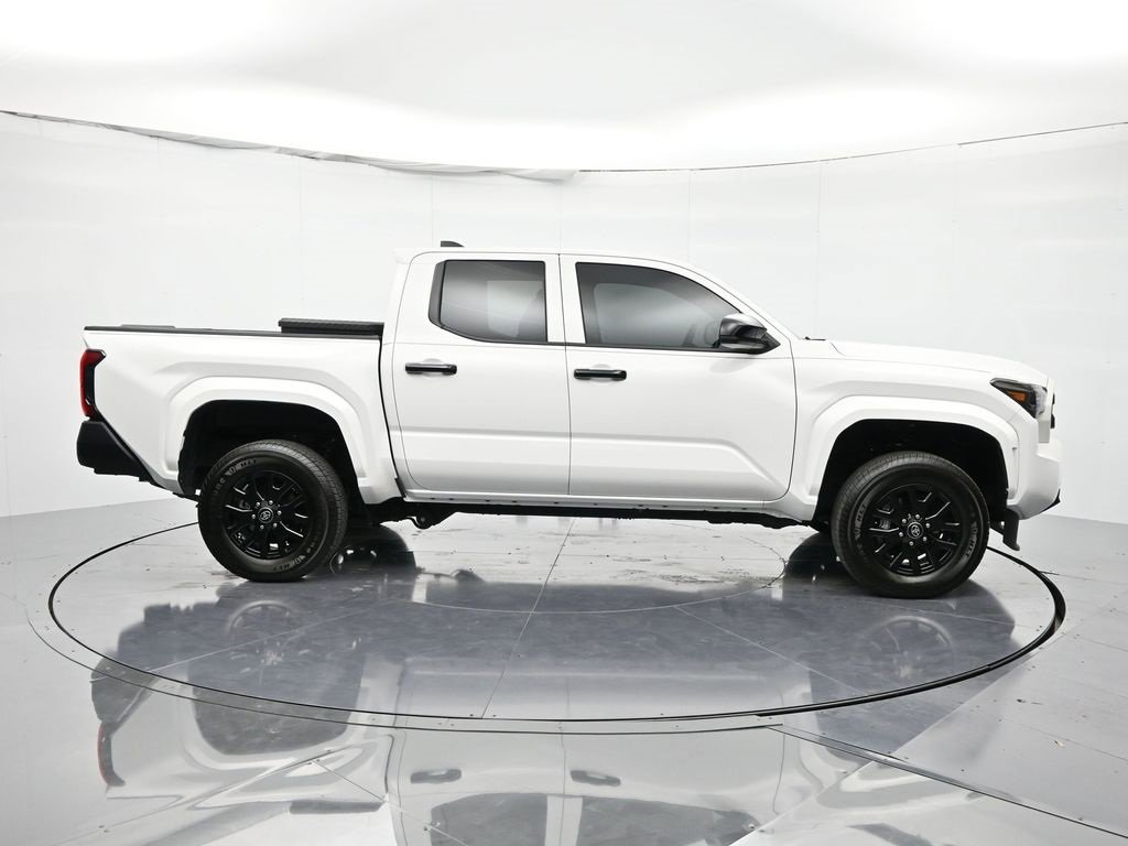 2025 Toyota Tacoma SR photo 4