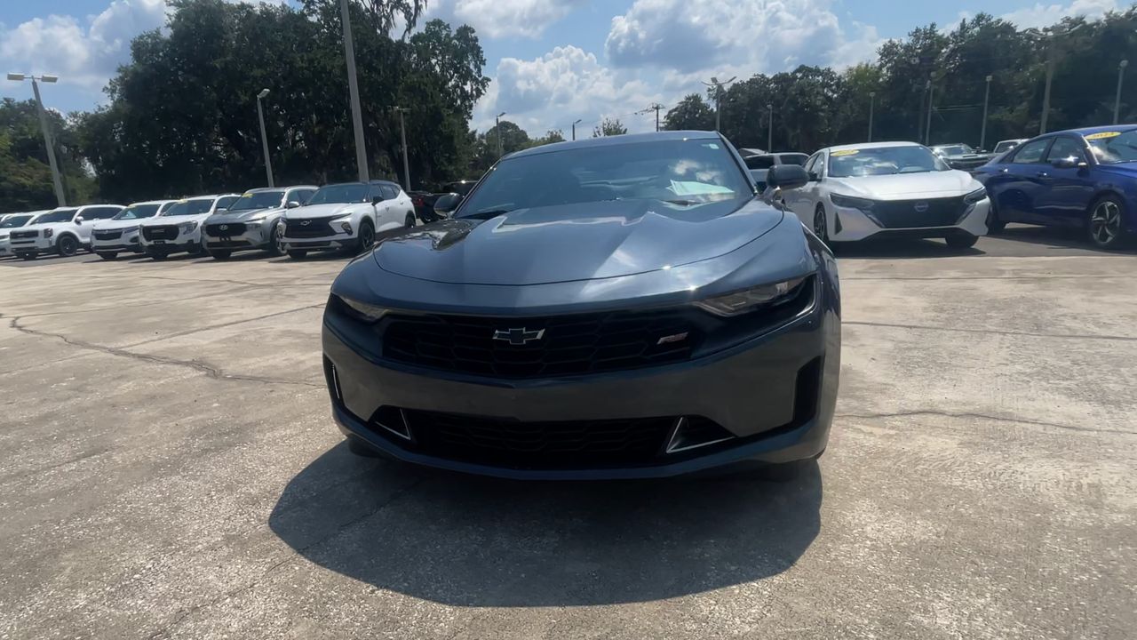 2023 Chevrolet Camaro 1LT photo 3