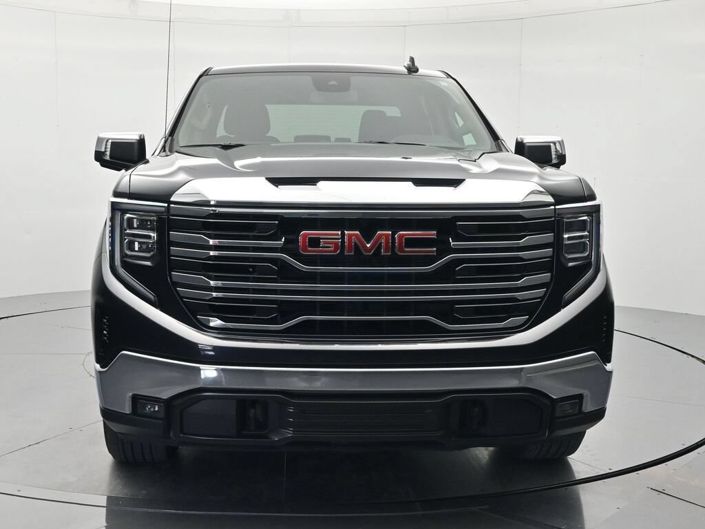 Used 2025 GMC Sierra 1500 SLT Truck