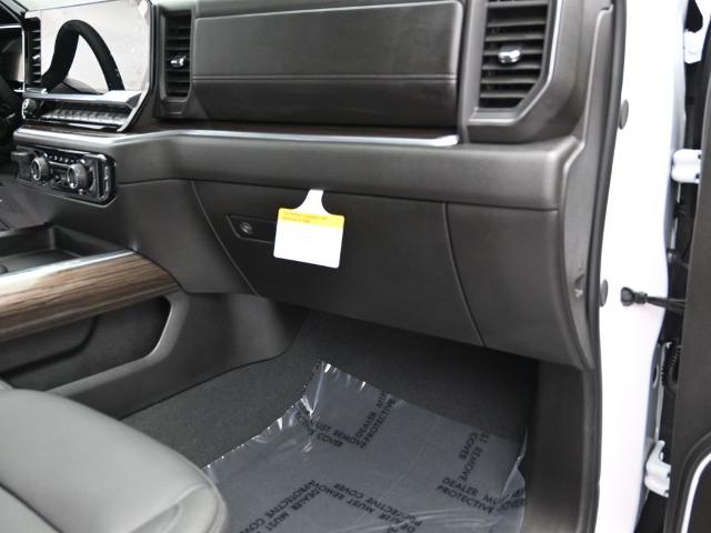 2026 Chevrolet Silverado 3500 HD LT - Photo 41