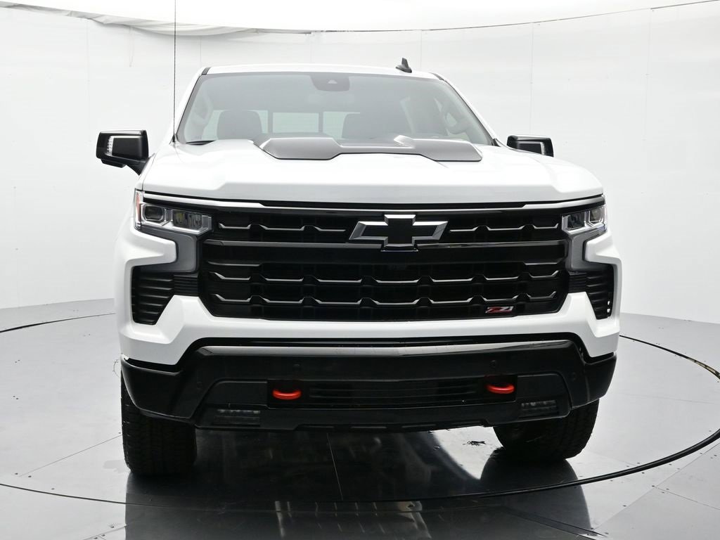 2026 Chevrolet Silverado 1500 LT Trail Boss photo 2
