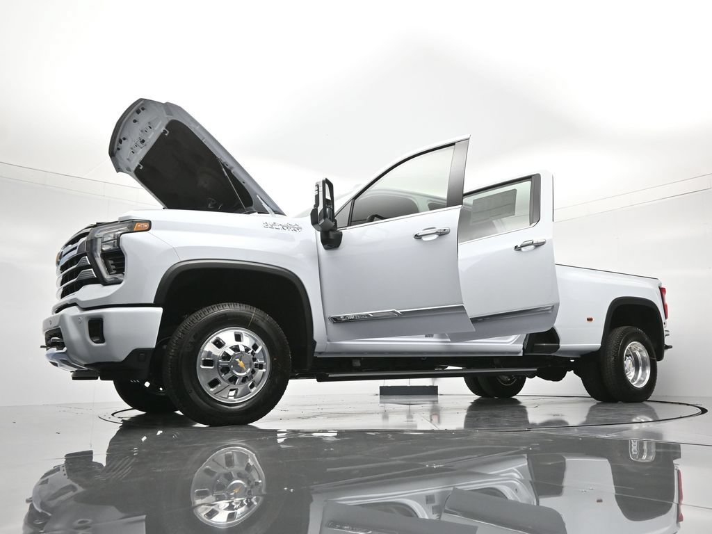 2026 Chevrolet Silverado 3500 HD High Country - Photo 51