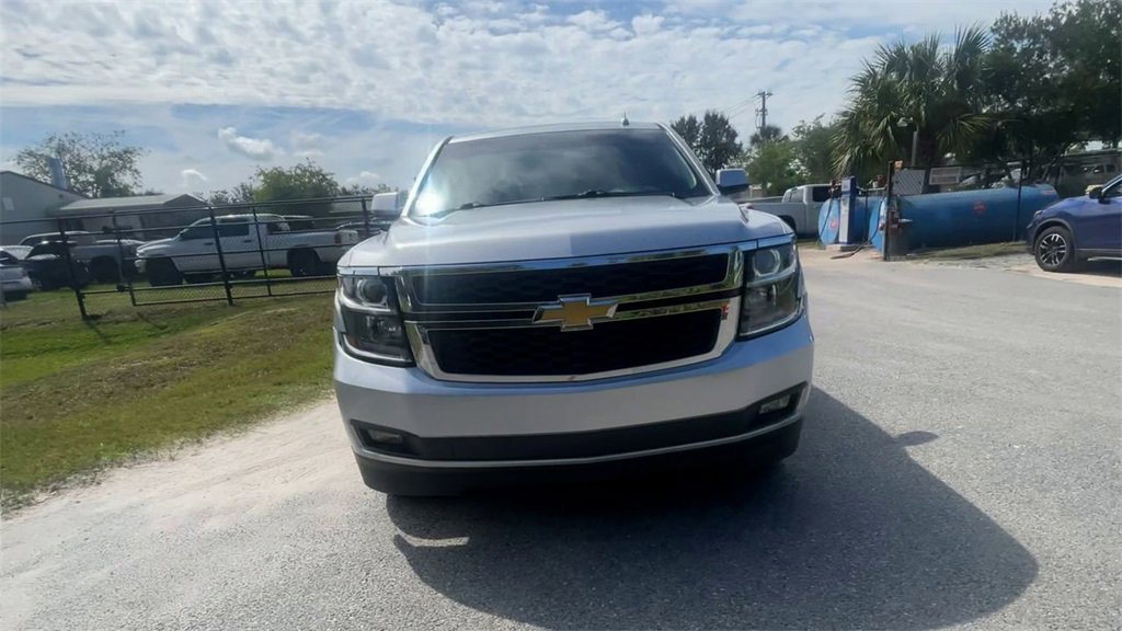 2020 Chevrolet Tahoe LT photo 3