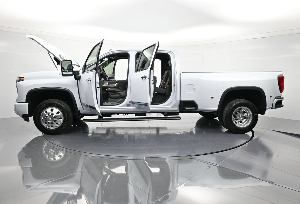 2026 Chevrolet Silverado 3500 HD High Country - Photo 49