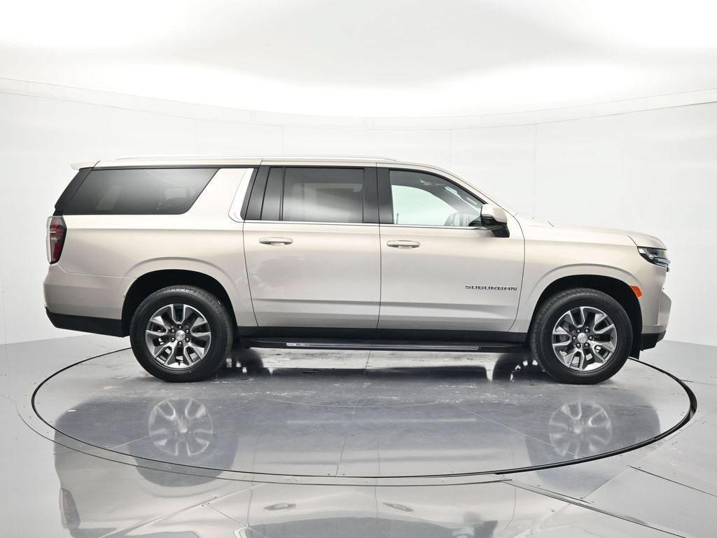 Used 2024 Chevrolet Suburban LT SUV