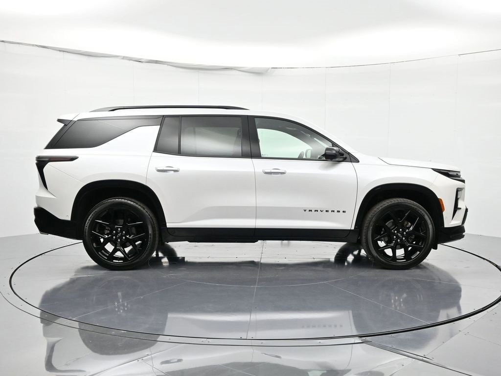 Certified 2025 Chevrolet Traverse RS SUV
