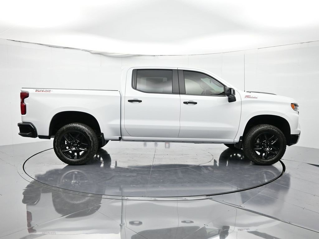 2026 Chevrolet Silverado 1500 LT Trail Boss photo 4