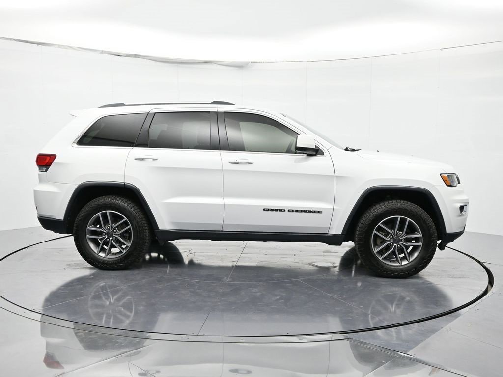 2020 Jeep Grand Cherokee Laredo E photo 4