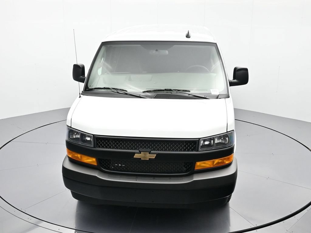 2025 Chevrolet Express Cargo Work Van - Photo 23