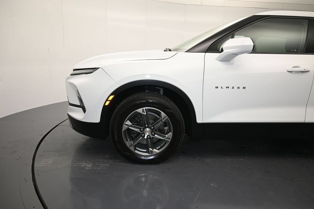2025 Chevrolet Blazer 2LT - Photo 9