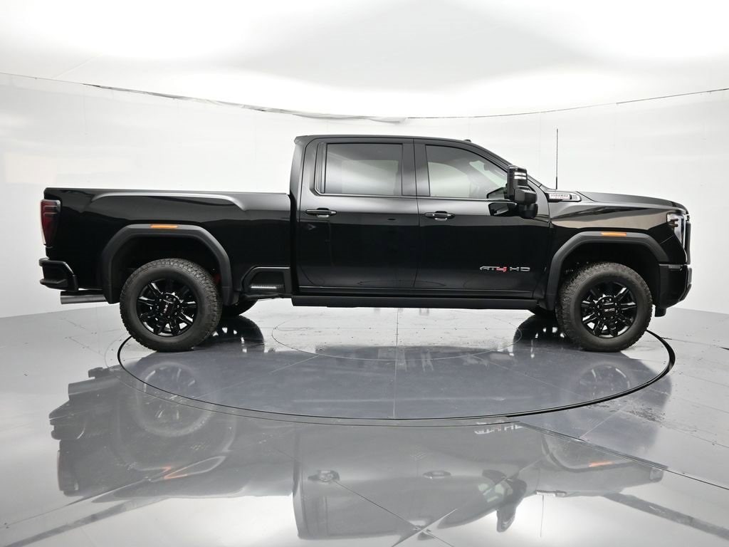 New 2025 GMC Sierra 2500 HD AT4 Truck