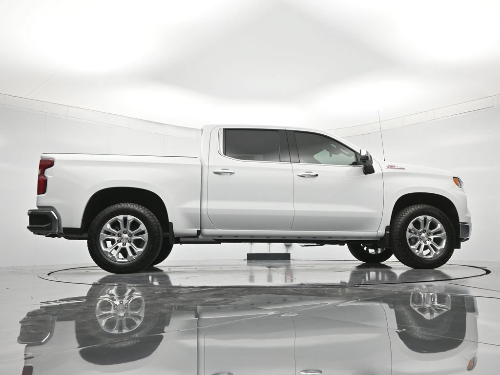 2026 Chevrolet Silverado 1500 LTZ - Photo 40