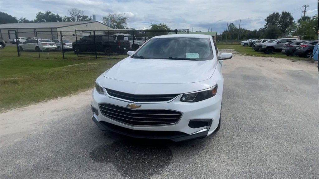 2018 Chevrolet Malibu 1LT photo 3