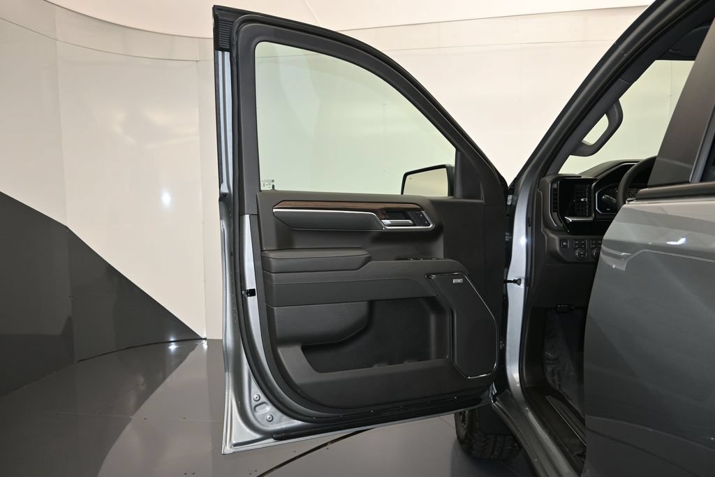 2026 Chevrolet Silverado 1500 LT Trail Boss - Photo 10