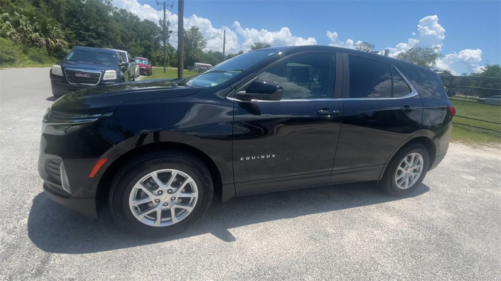 2024 Chevrolet Equinox LT photo 4