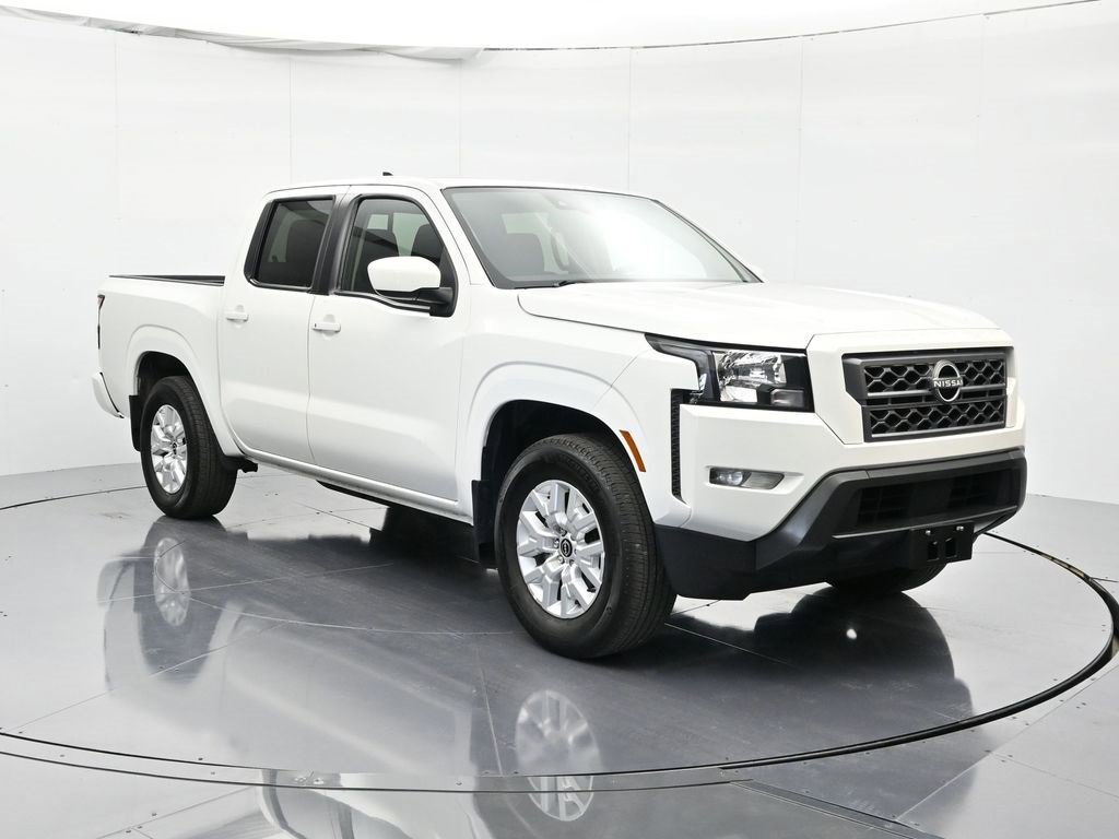 2023 Nissan Frontier SV photo 3