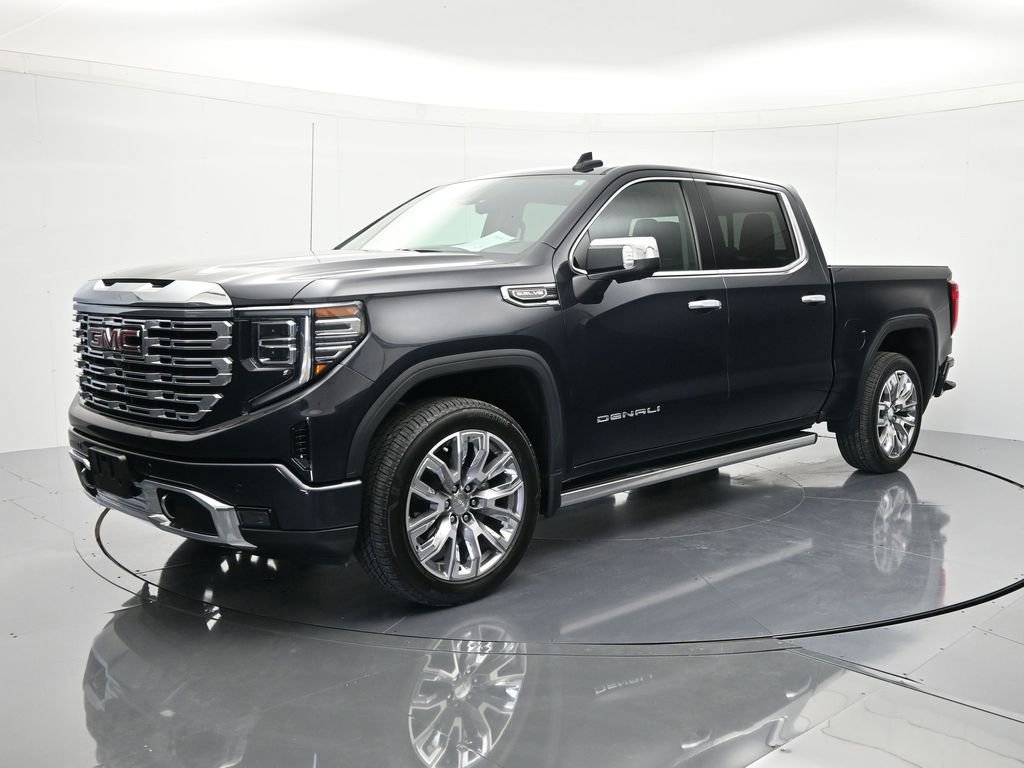 2023 GMC Sierra 4WD Crew Cab Short Box Denali's photo
