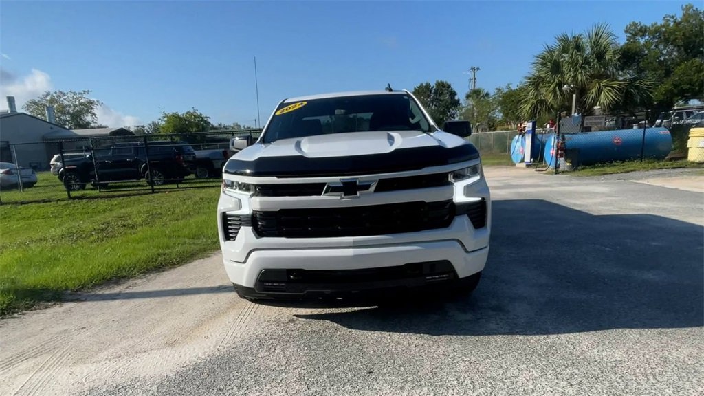 2024 Chevrolet Silverado 1500 RST photo 3