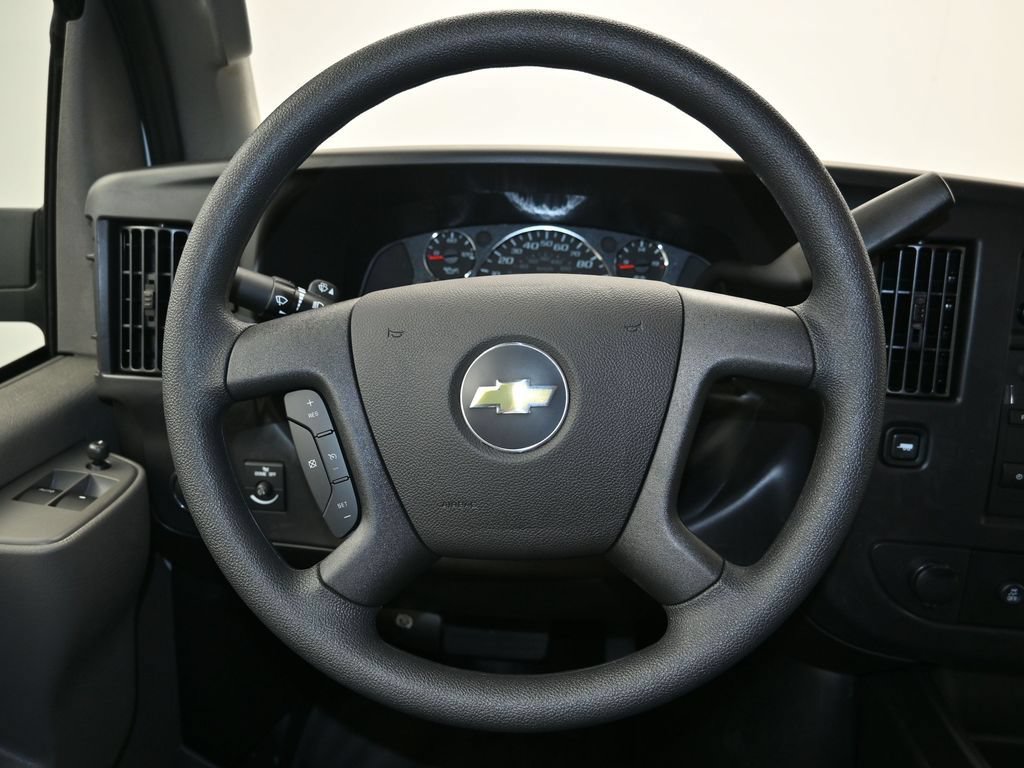 2025 Chevrolet Express Cargo Work Van - Photo 13