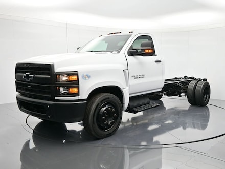 2023 Chevrolet Silverado 5500 HD Work Truck Truck