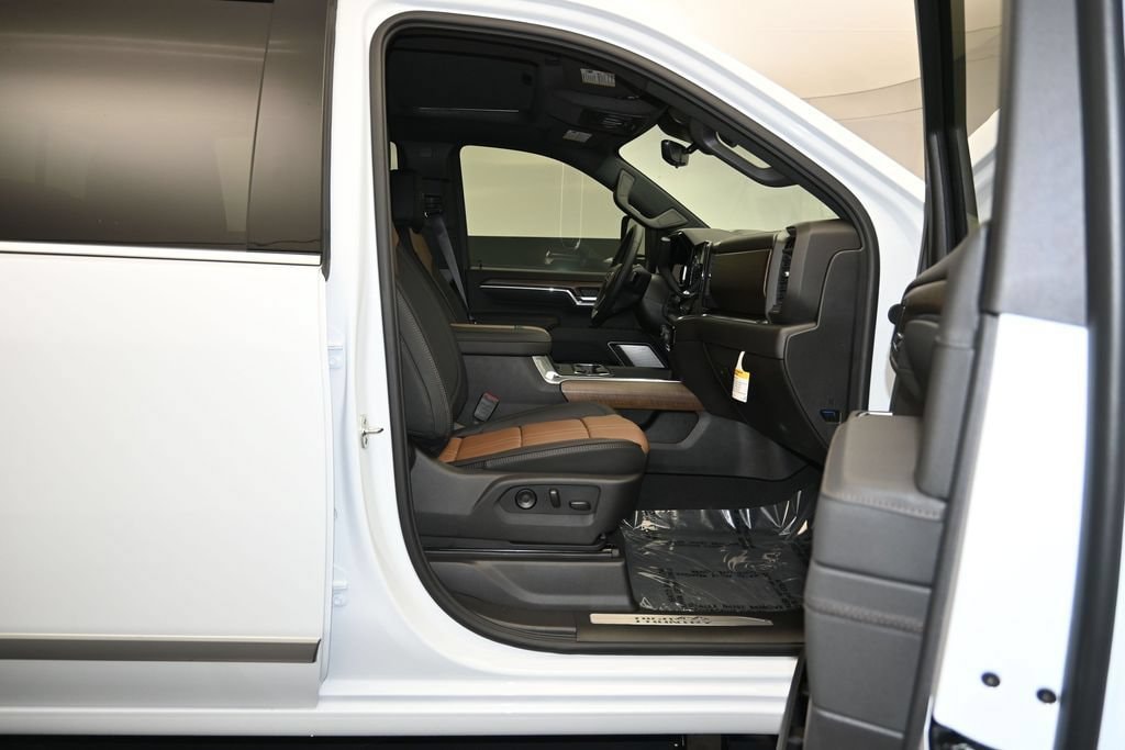 2026 Chevrolet Silverado 3500 HD High Country - Photo 29