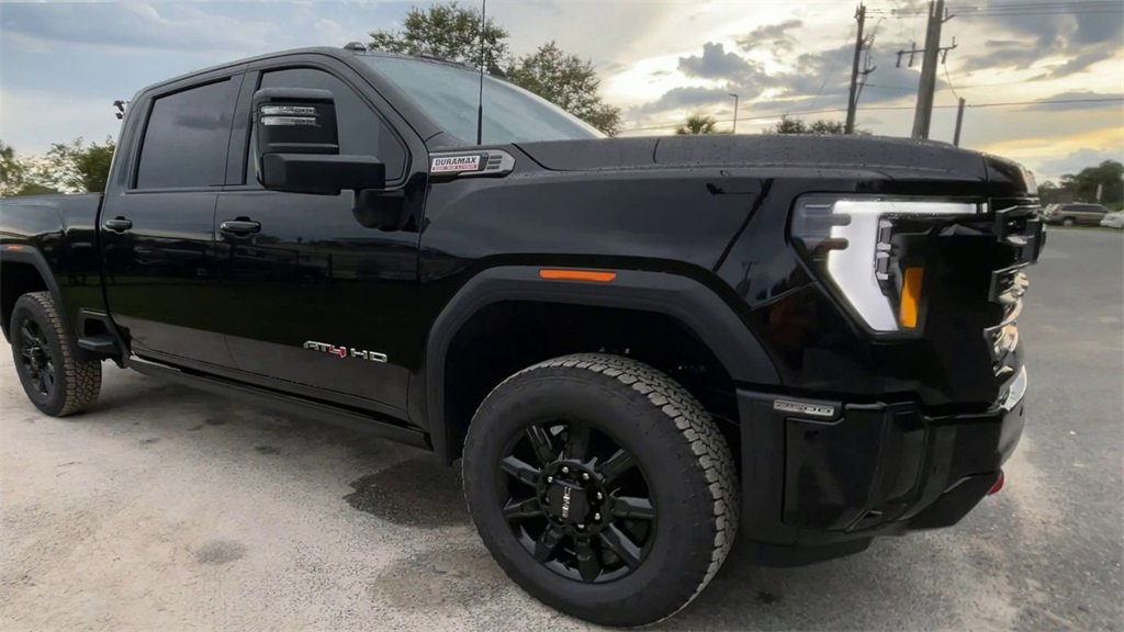 2025 Gmc Sierra 2500 HD AT4 photo 2