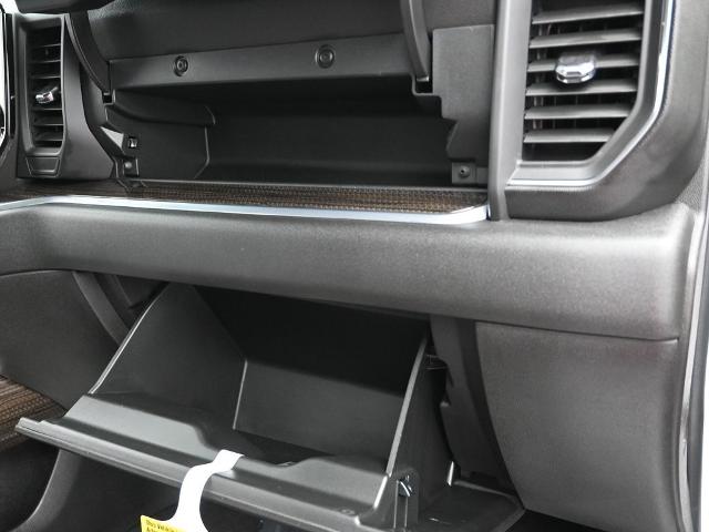 2026 Chevrolet Silverado 3500 HD LT - Photo 40