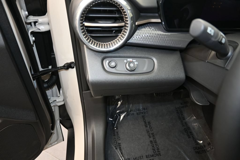 2026 Chevrolet Trax Activ - Photo 12