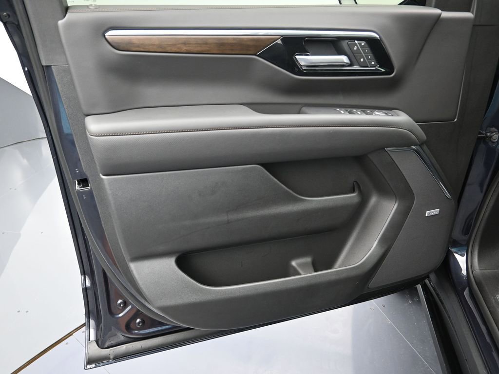 2026 Chevrolet Tahoe High Country - Photo 10
