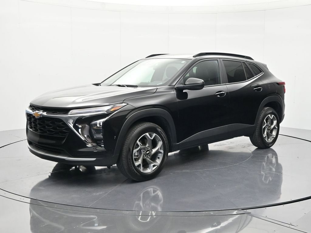 2025 Chevrolet Trax LT's photo