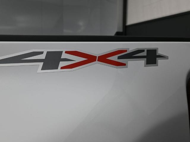 2026 Chevrolet Silverado 3500 HD LT - Photo 10