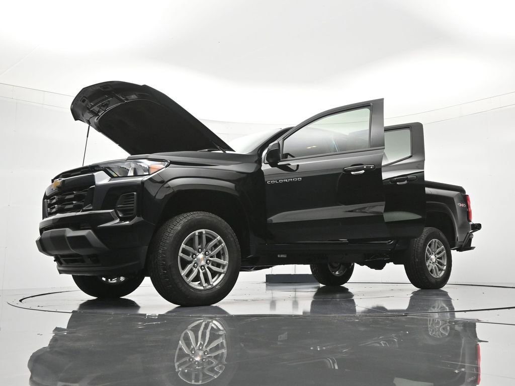 2026 Chevrolet Colorado LT - Photo 48