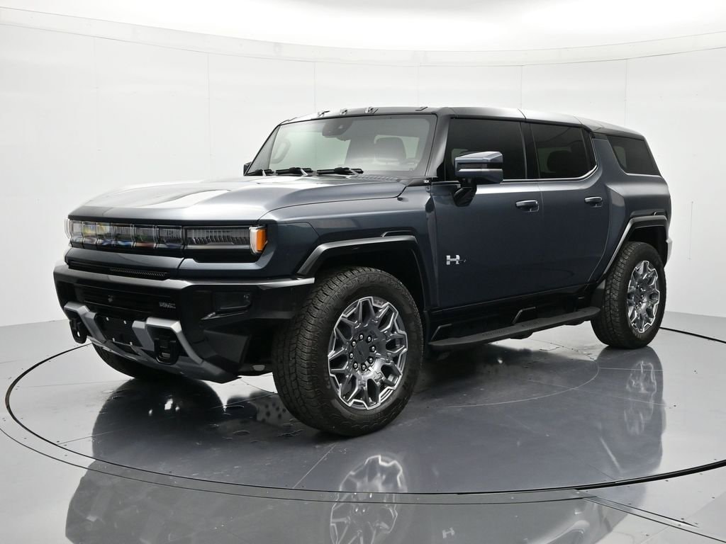 2025 GMC Hummer EV 3X SUV's photo
