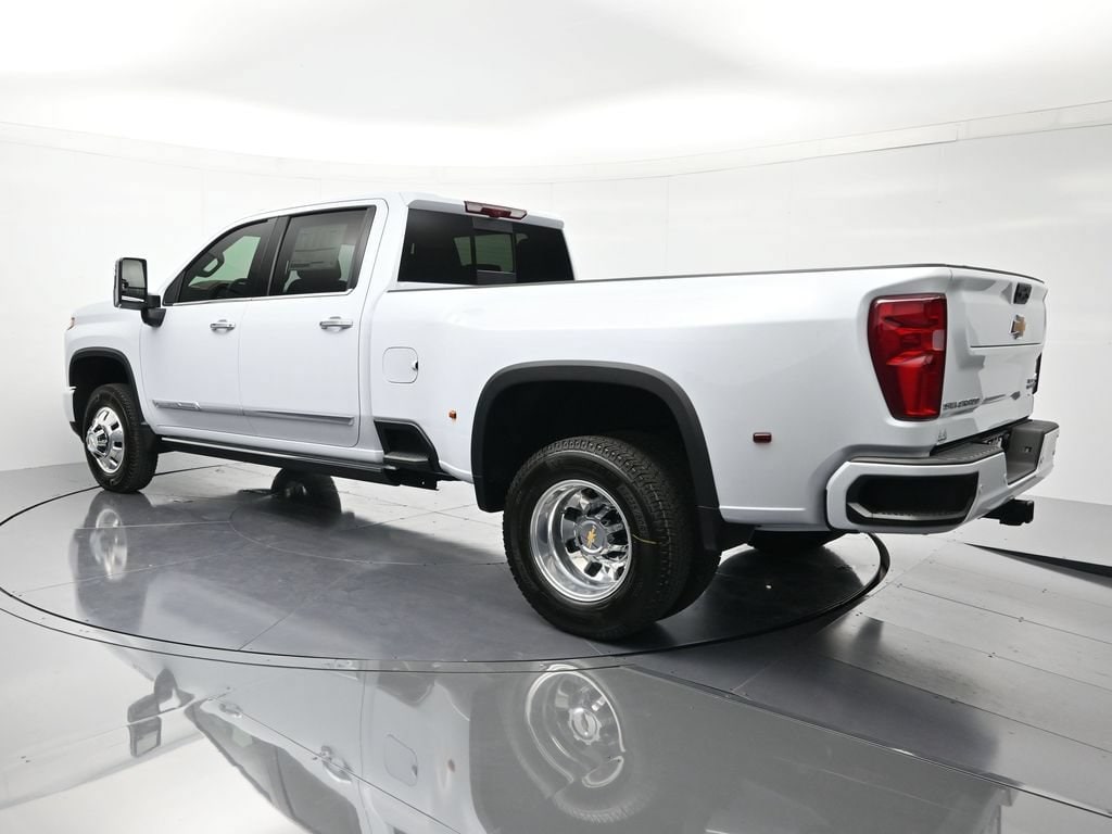2026 Chevrolet Silverado 3500 HD High Country - Photo 7