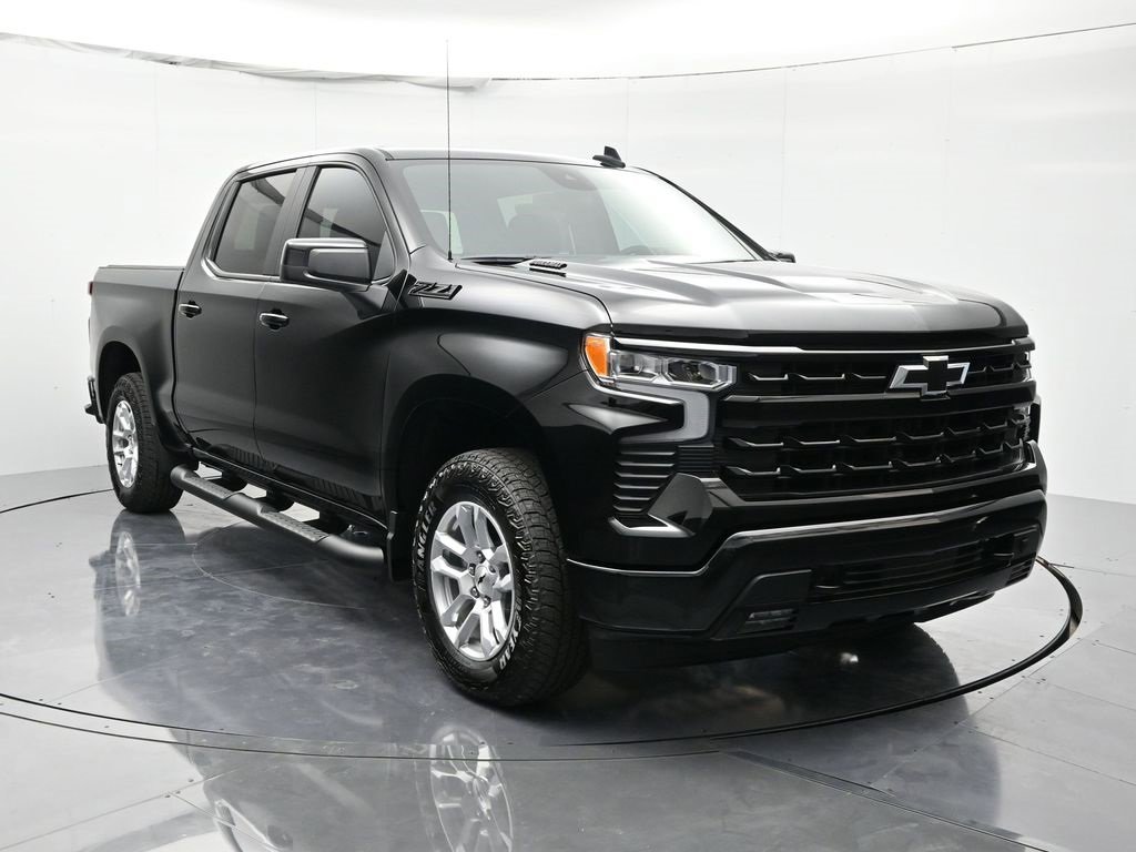 2026 Chevrolet Silverado 1500 RST photo 3