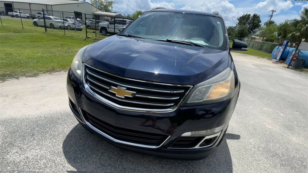 2016 Chevrolet Traverse 2LT photo 3