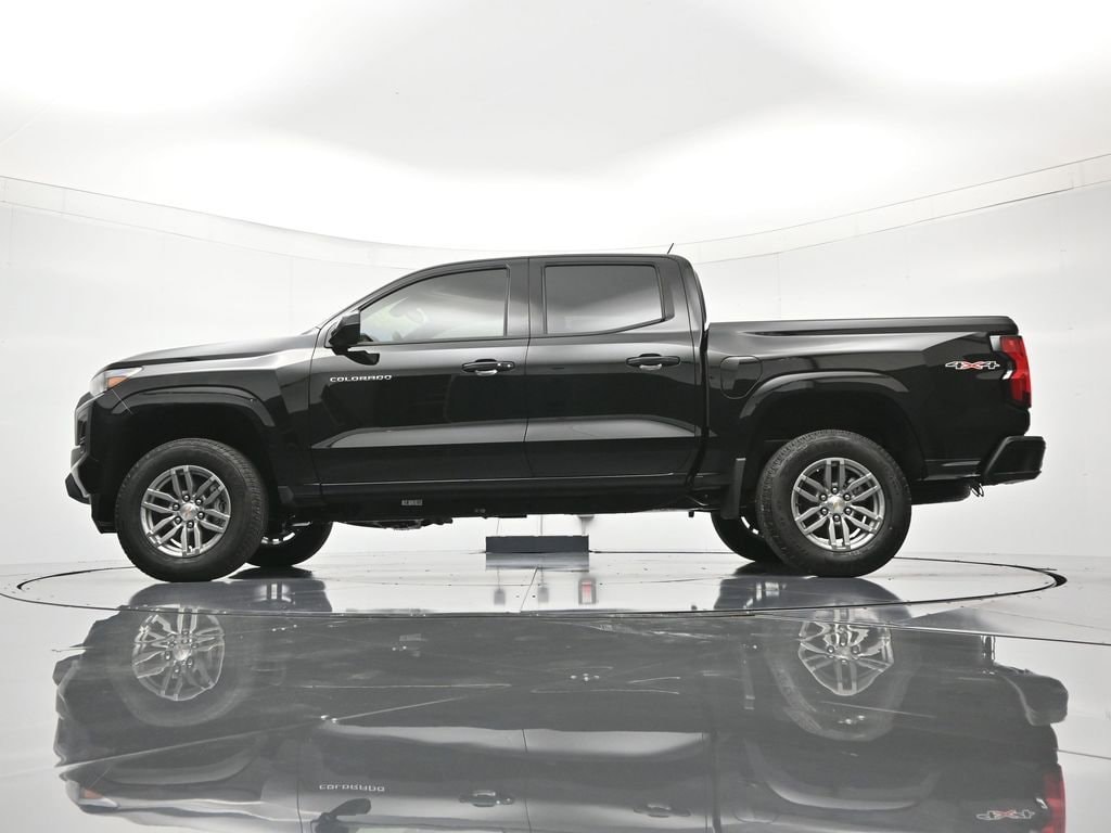 2026 Chevrolet Colorado LT - Photo 43