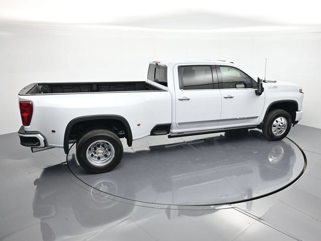 2026 Chevrolet Silverado 3500 HD High Country - Photo 34