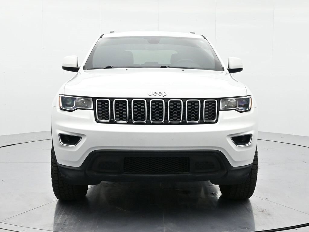 Used 2020 Jeep Grand Cherokee Laredo E