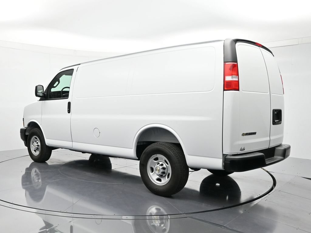 2025 Chevrolet Express Cargo Work Van - Photo 7